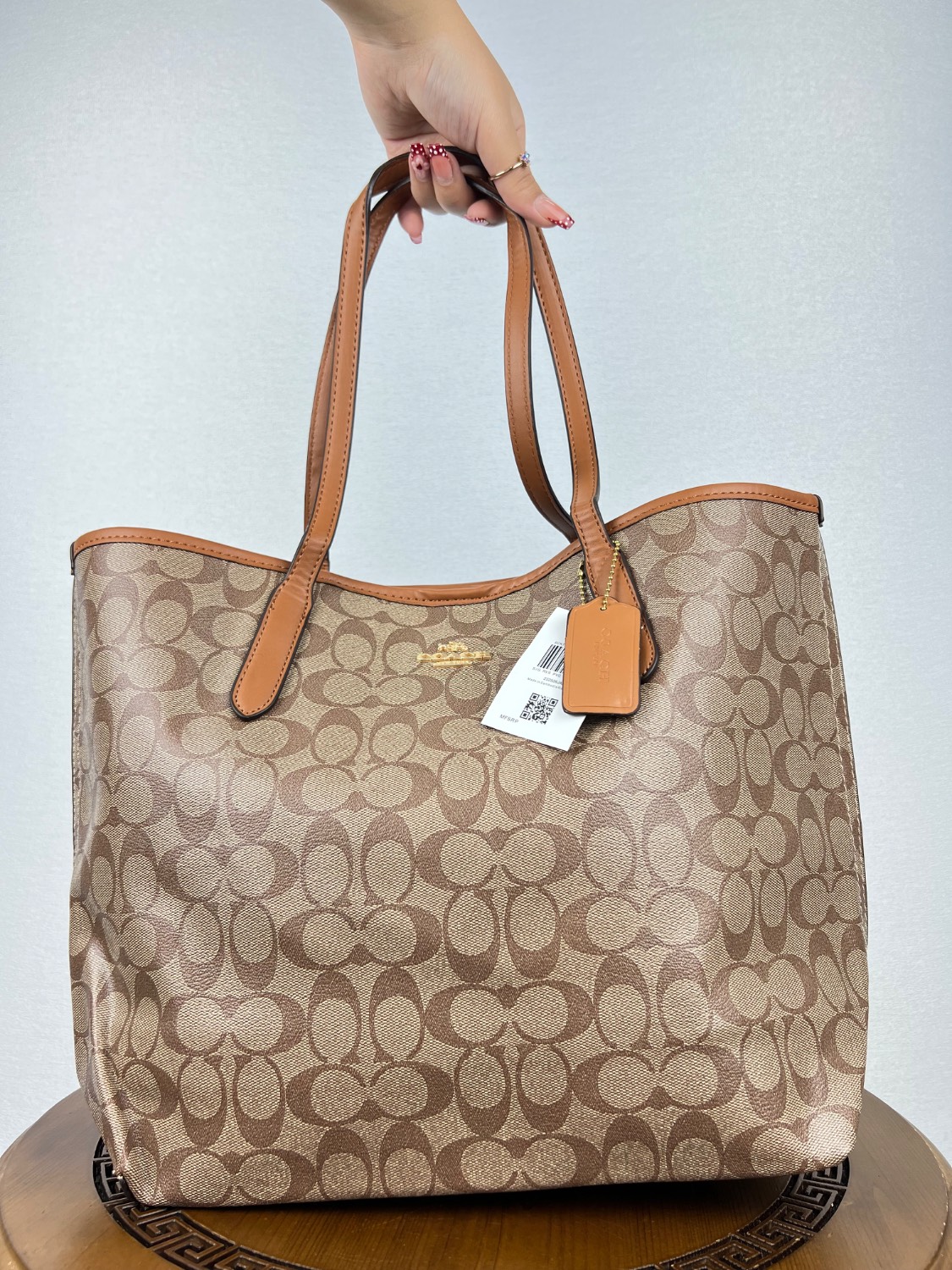 کیف برند COACH رنگ نسکافه ای - Image 3