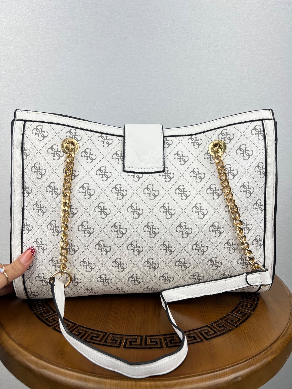 کیف برند GUESS - Image 3