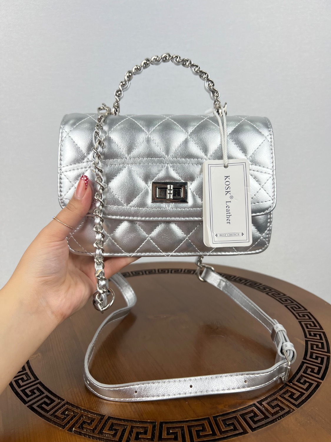 کیف برند KOSK Leather رنگ نقره ای - Image 2