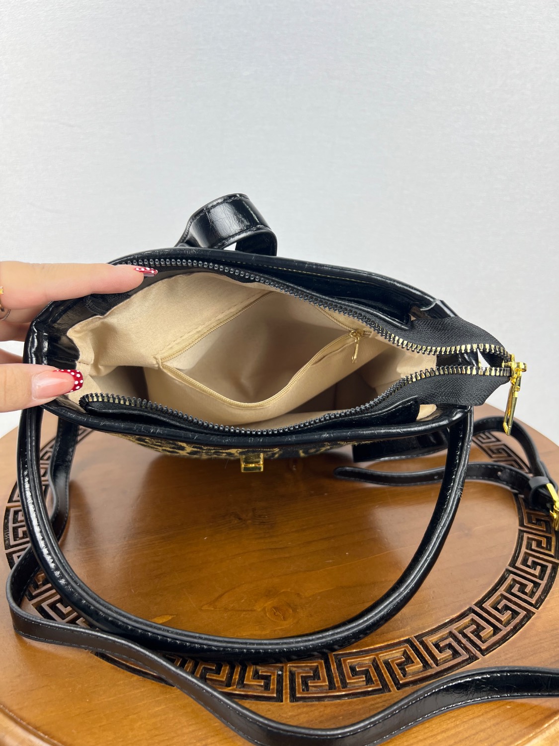 کیف دوشی و دستی با طرح پلنگی - Image 7