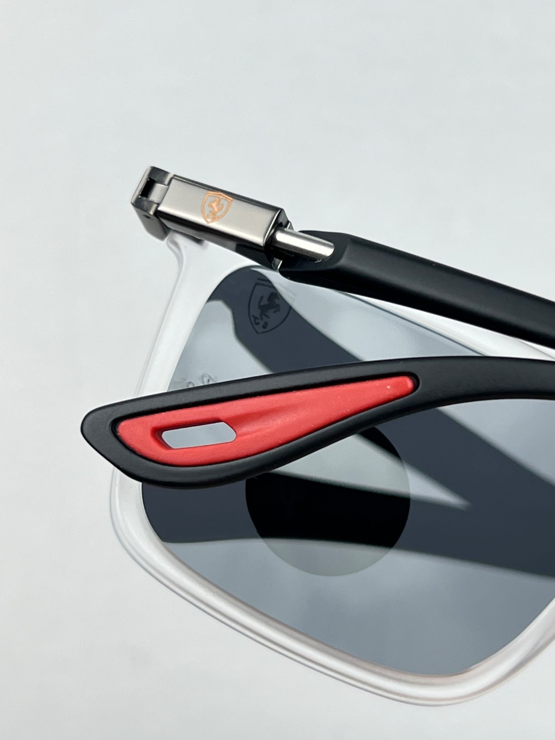 عینک برند Ray.Ban فراری - Image 9