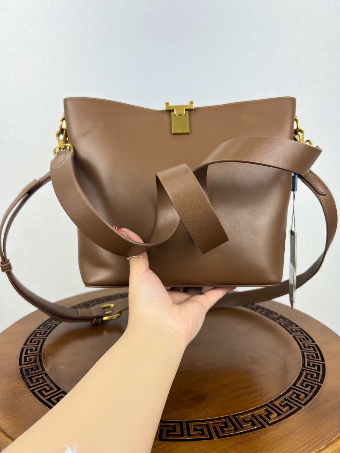 کیف دوشی (Flora Dolly ) قهوه ای - Image 4